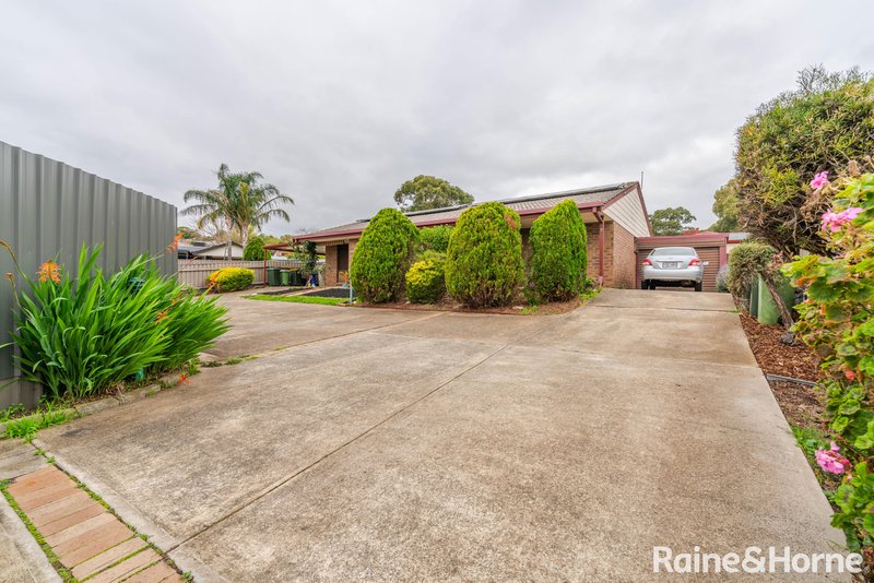 Photo - 2/4 Jeanette Crescent, Aberfoyle Park SA 5159 - Image 10