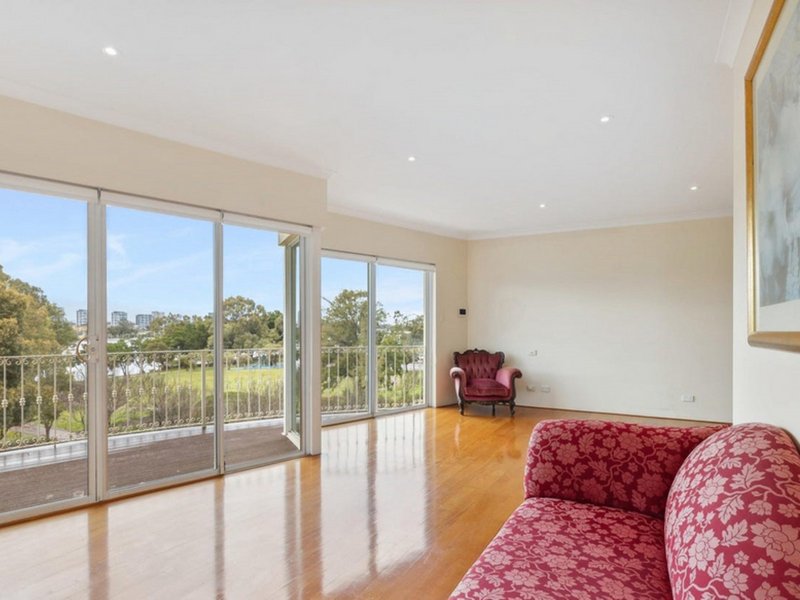 Photo - 24 Jewell Lane, East Perth WA 6004 - Image 7