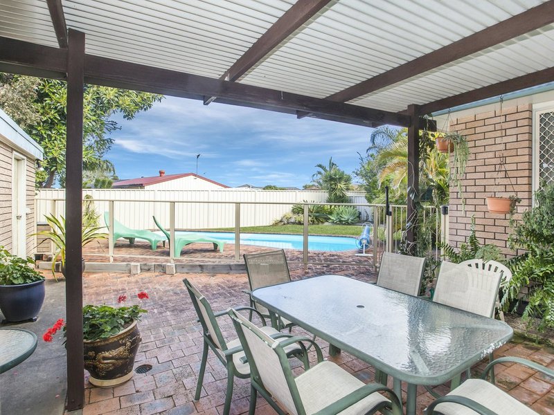 Photo - 24 Joel Drive, Old Bar NSW 2430 - Image 2