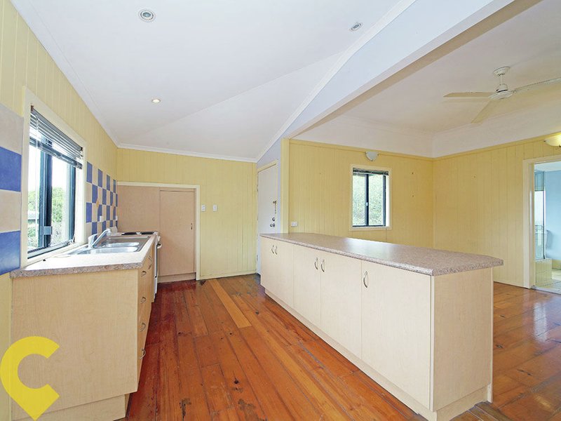 Photo - 24 John Street, Redcliffe QLD 4020 - Image 2