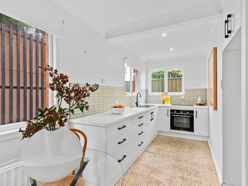 Photo - 2/4 Johnston Street, Bilinga QLD 4225 - Image 7