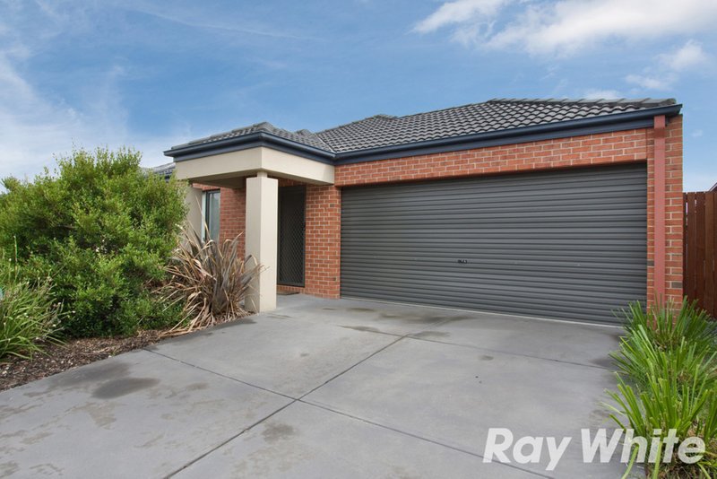 Photo - 24 Joseph Banks Drive, Pakenham VIC 3810 - Image 13