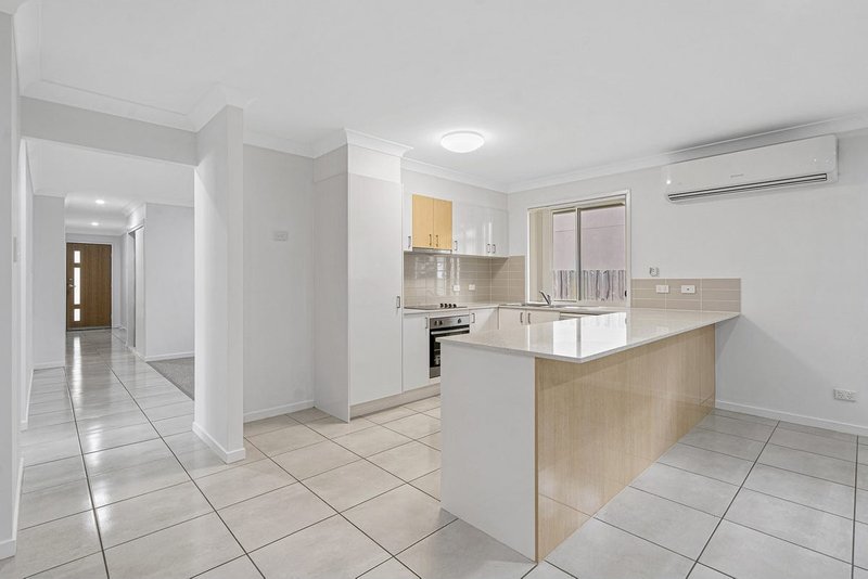 Photo - 24 Jotownn Drive, Coomera QLD 4209 - Image 2