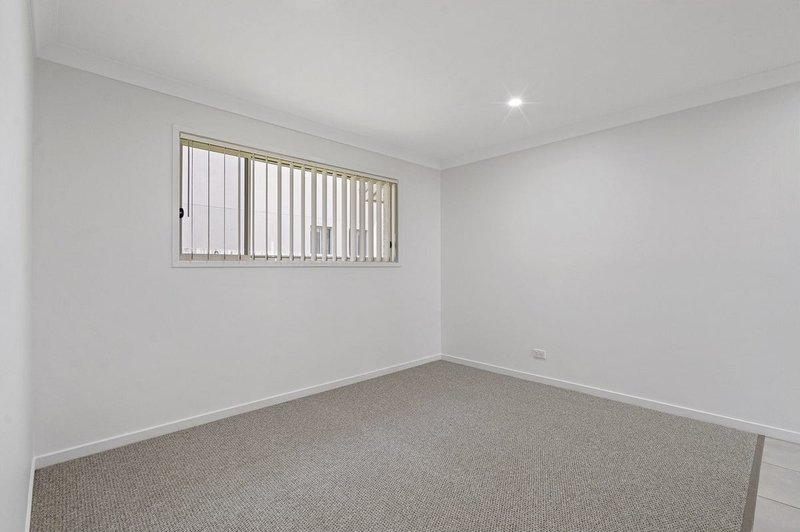 Photo - 24 Jotownn Drive, Coomera QLD 4209 - Image 6