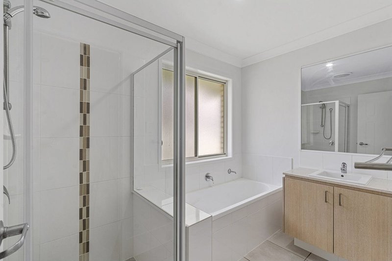 Photo - 24 Jotownn Drive, Coomera QLD 4209 - Image 8