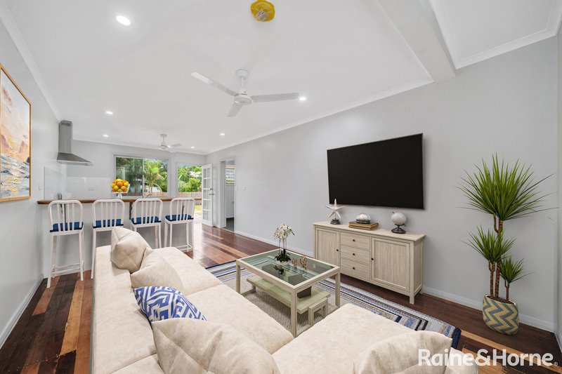 Photo - 24 Judy Street, Flying Fish Point QLD 4860 - Image 5