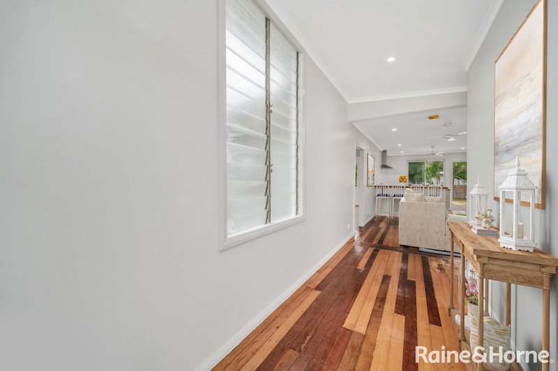 Photo - 24 Judy Street, Flying Fish Point QLD 4860 - Image 6