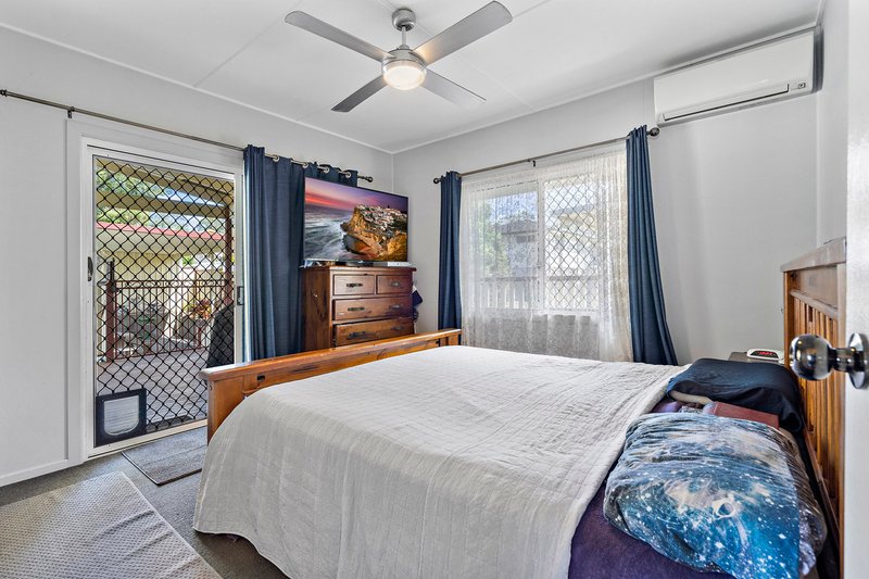 Photo - 24 Juers Street, Kingston QLD 4114 - Image 12