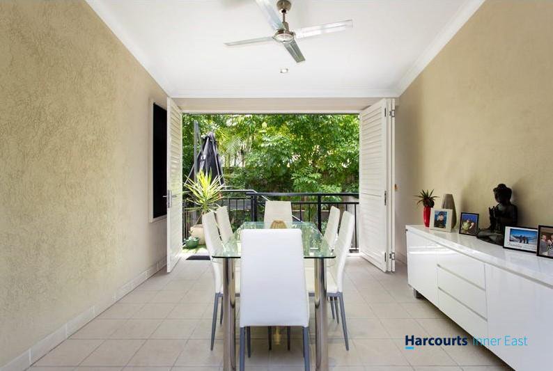 Photo - 2/4 Kates Street, Morningside QLD 4170 - Image 6