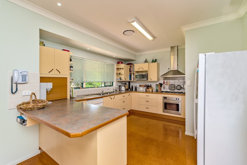 Photo - 24 Kathleen Cres , Beaudesert QLD 4285 - Image 5