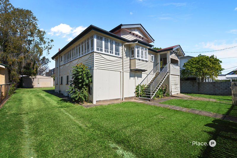 Photo - 24 Katoomba Avenue, Hawthorne QLD 4171 - Image 4