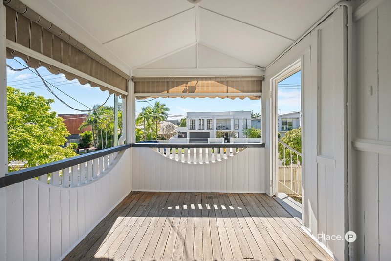 Photo - 24 Katoomba Avenue, Hawthorne QLD 4171 - Image 6