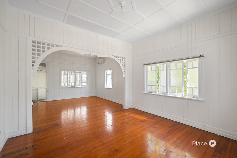 Photo - 24 Katoomba Avenue, Hawthorne QLD 4171 - Image 10
