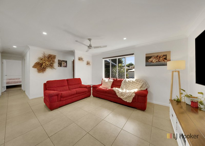 Photo - 24 Keating Street, Tannum Sands QLD 4680 - Image 3