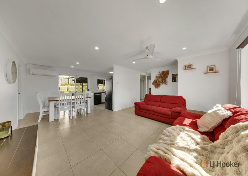 Photo - 24 Keating Street, Tannum Sands QLD 4680 - Image 4