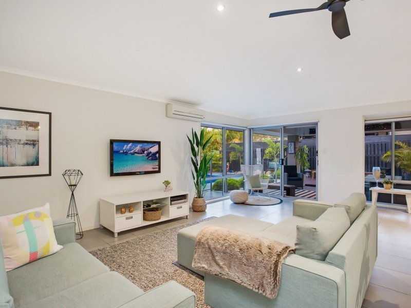 Photo - 24 Kerrigan Court, Mudgeeraba QLD 4213 - Image 3