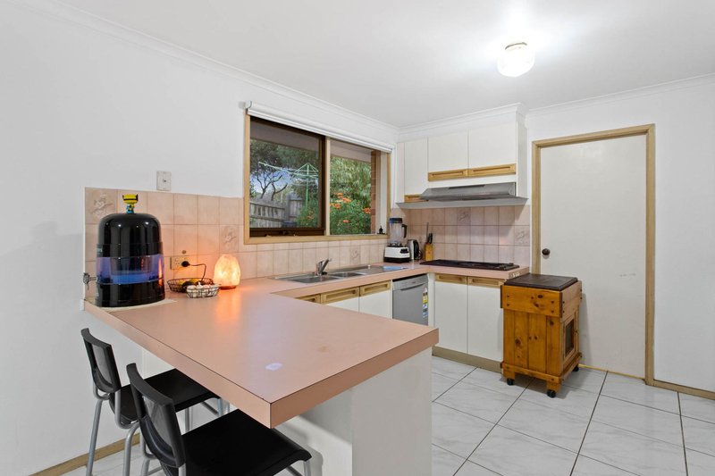 Photo - 24 Kerry Street, Langwarrin VIC 3910 - Image 3