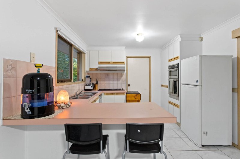 Photo - 24 Kerry Street, Langwarrin VIC 3910 - Image 4