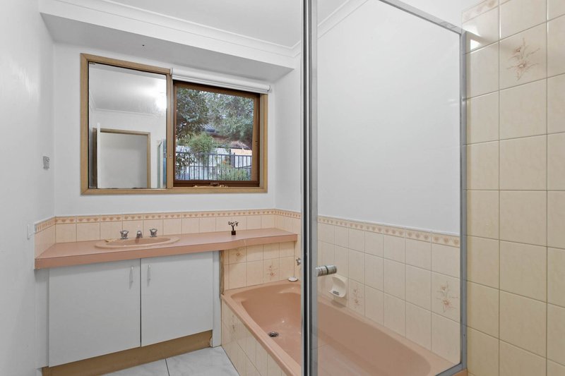 Photo - 24 Kerry Street, Langwarrin VIC 3910 - Image 15