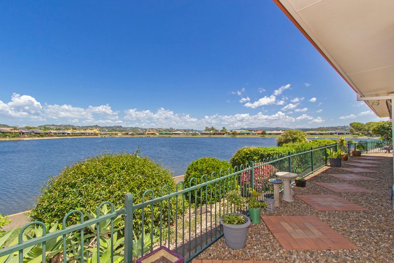 24 Kimberley Circuit, Banora Point NSW 2486