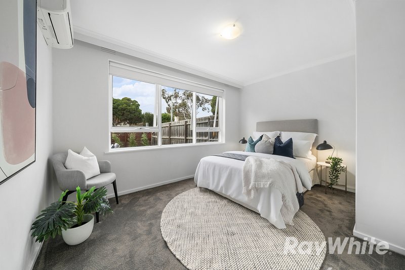 Photo - 2/4 Kokaribb Road, Carnegie VIC 3163 - Image 6