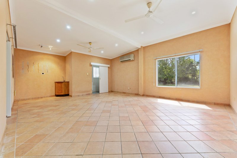 Photo - 24 Kookaburra Drive, Howard Springs NT 0835 - Image 6