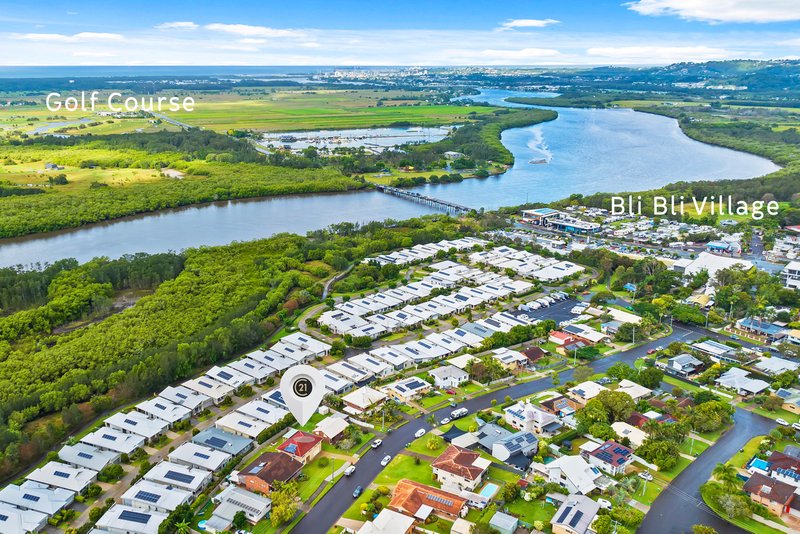 Photo - 24 Kupiano Drive, Bli Bli QLD 4560 - Image 2