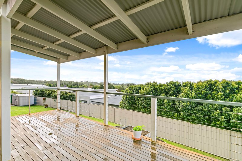 Photo - 24 Kupiano Drive, Bli Bli QLD 4560 - Image 6