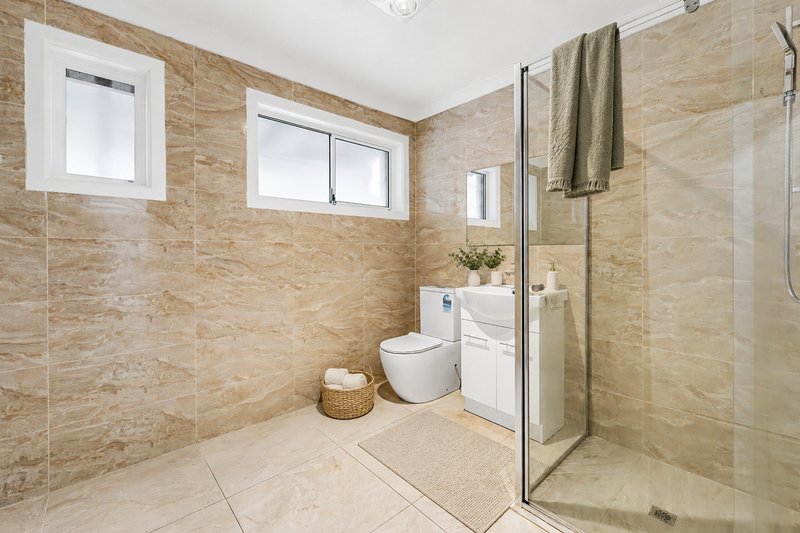 Photo - 24 Kuringgai Crescent, Noble Park VIC 3174 - Image 7