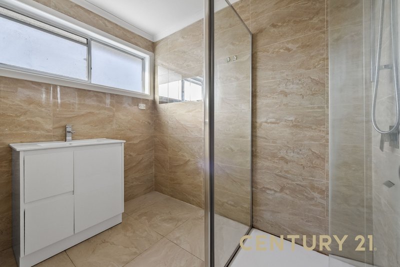 Photo - 24 Kuringgai Crescent, Noble Park VIC 3174 - Image 8