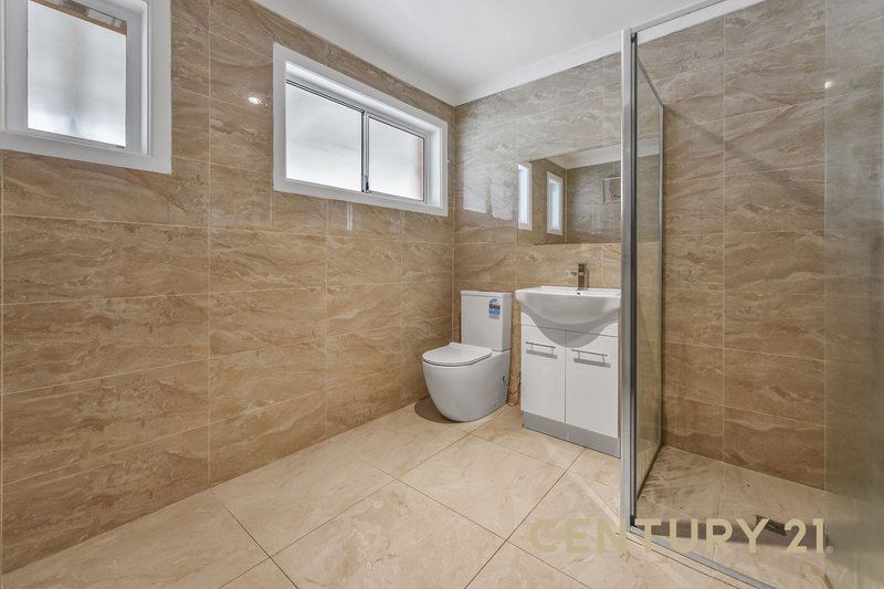 Photo - 24 Kuringgai Crescent, Noble Park VIC 3174 - Image 9