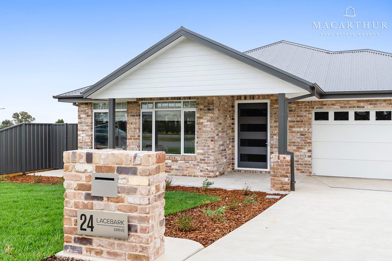 Photo - 24 Lacebark Drive, Forest Hill NSW 2651 - Image 5