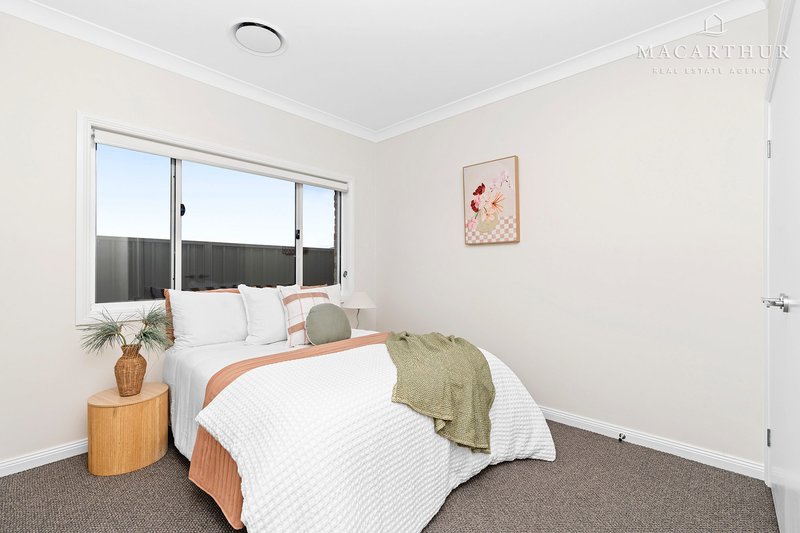 Photo - 24 Lacebark Drive, Forest Hill NSW 2651 - Image 20
