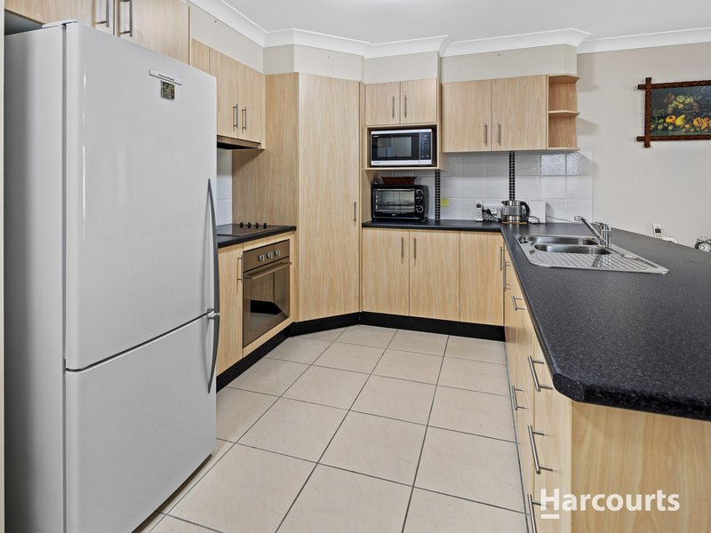 Photo - 2/4 Lady Bowen Parade, Rothwell QLD 4022 - Image 2