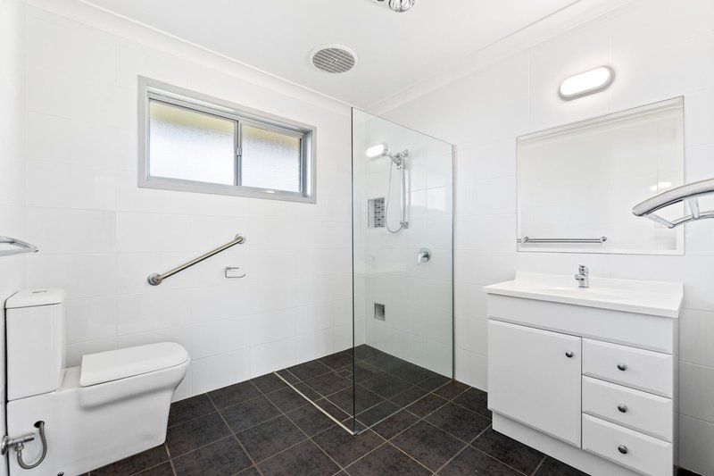 Photo - 24 Lake Street, Tuross Head NSW 2537 - Image 2