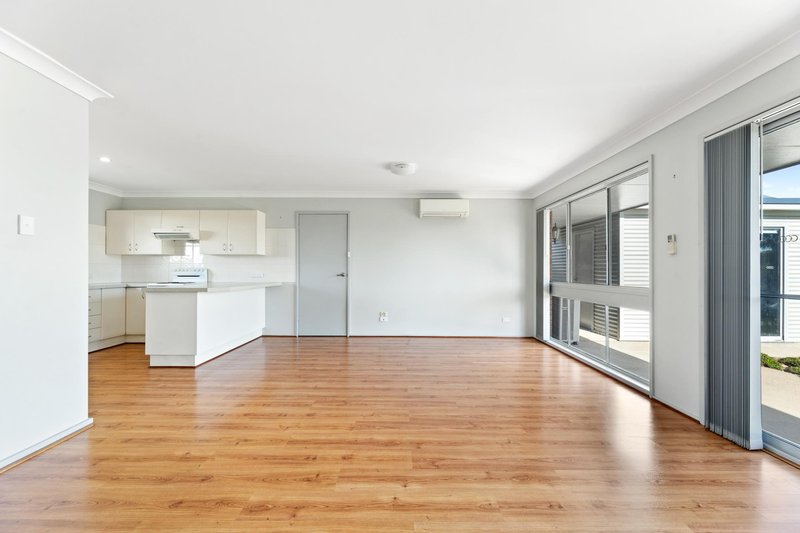 Photo - 24 Lake Street, Tuross Head NSW 2537 - Image 3