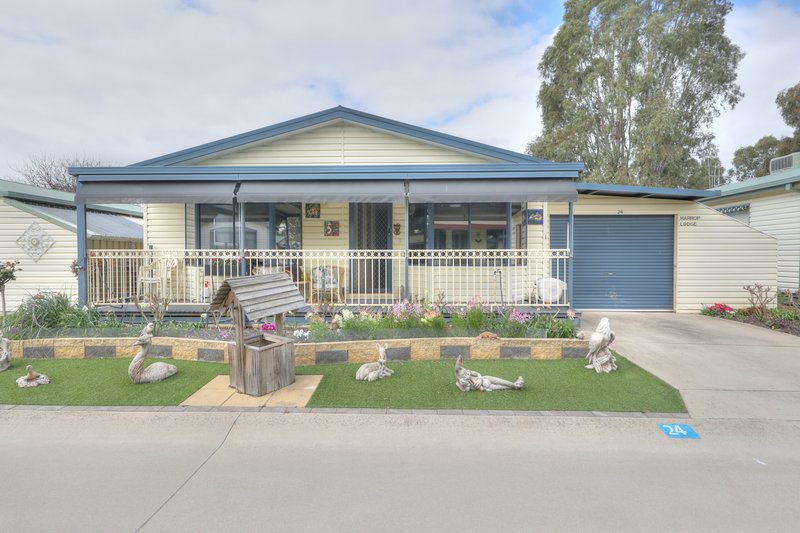 24 Lakeside Drive, Cobram VIC 3644