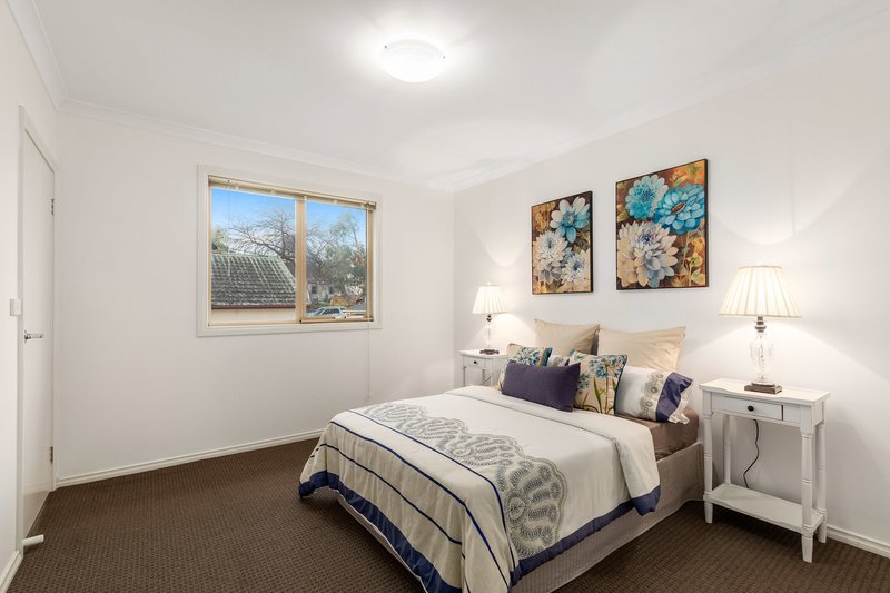 Photo - 2/4 Lancaster Street, Ashburton VIC 3147 - Image 8