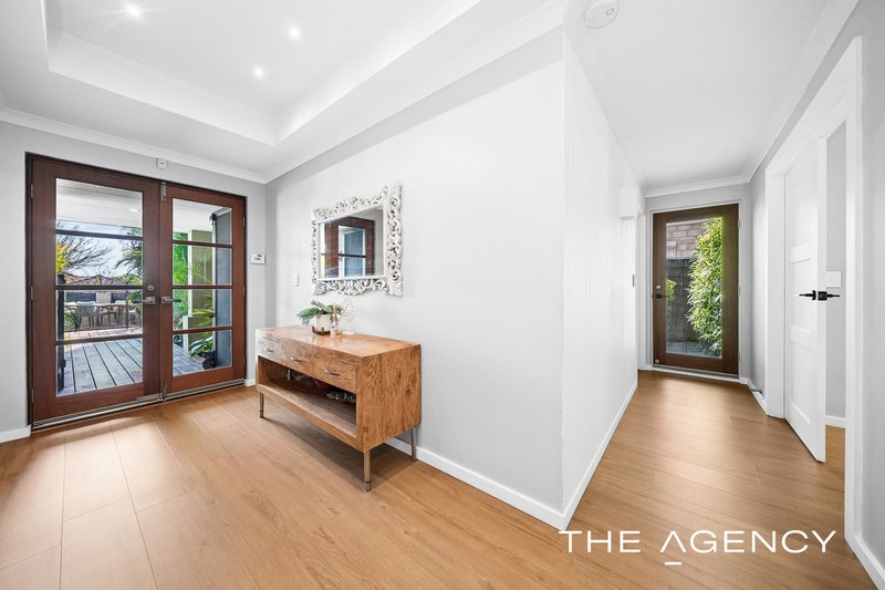 Photo - 24 Langford Boulevard, Madeley WA 6065 - Image 3