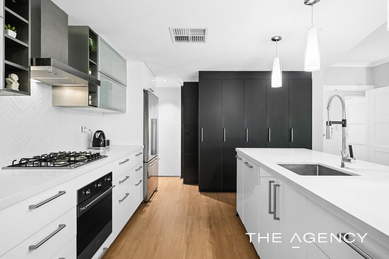 Photo - 24 Langford Boulevard, Madeley WA 6065 - Image 6