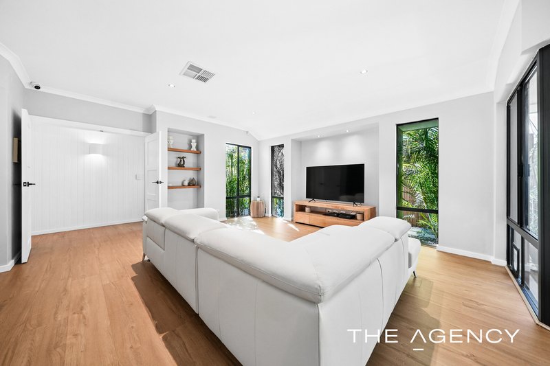 Photo - 24 Langford Boulevard, Madeley WA 6065 - Image 7