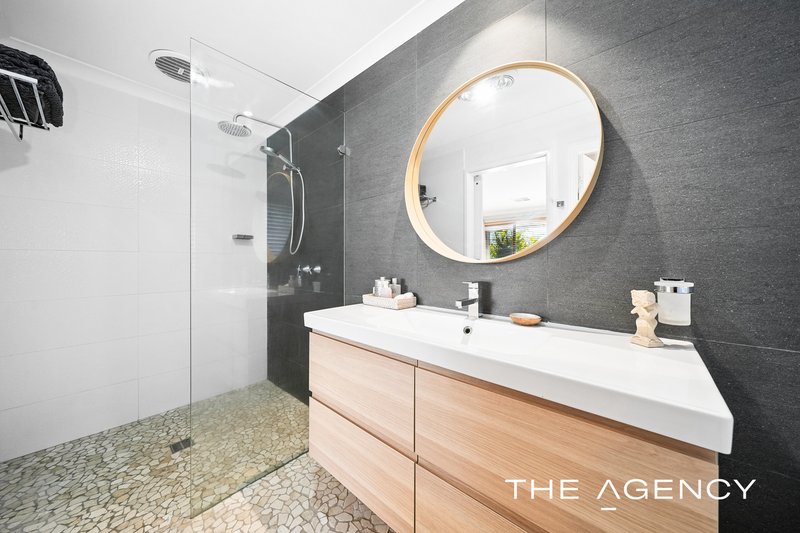 Photo - 24 Langford Boulevard, Madeley WA 6065 - Image 10