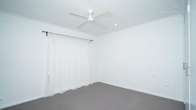 Photo - 24 Langi Crescent, Glenfield Park NSW 2650 - Image 6