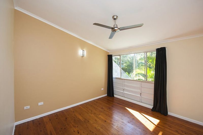 Photo - 24 Latrobe Street, Tannum Sands QLD 4680 - Image 6