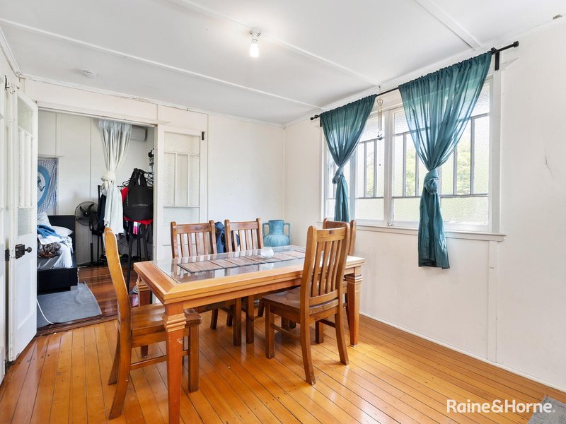 Photo - 24 Laughlin Street, Kingston QLD 4114 - Image 5