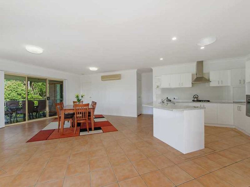 Photo - 24 Leopard Avenue, Elanora QLD 4221 - Image 4