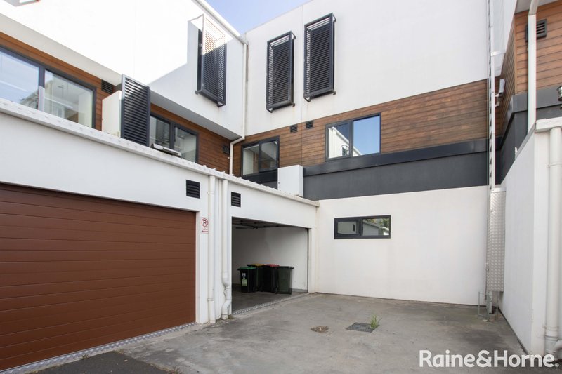 Photo - 24 Leven Avenue, Docklands VIC 3008 - Image 19