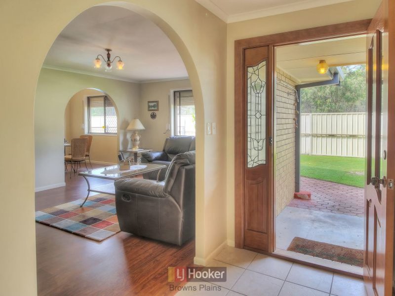 Photo - 24 Lilly Pilly Street, Crestmead QLD 4132 - Image 12