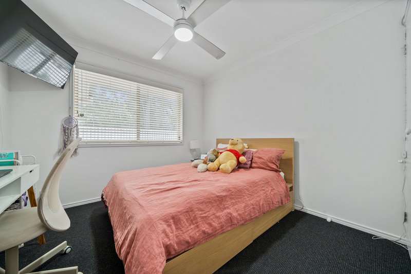 Photo - 24 Lilyvale Crescent, Ormeau QLD 4208 - Image 13