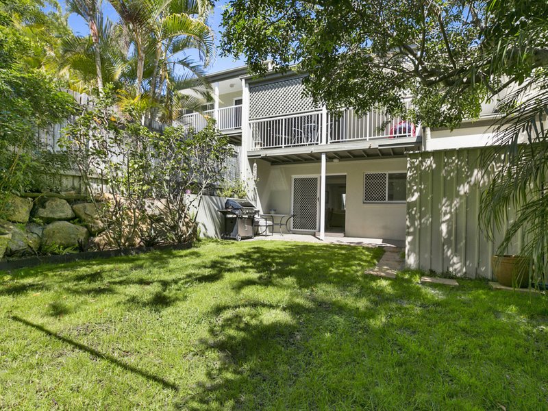 Photo - 2/4 Lipton Street, Sunrise Beach QLD 4567 - Image 14